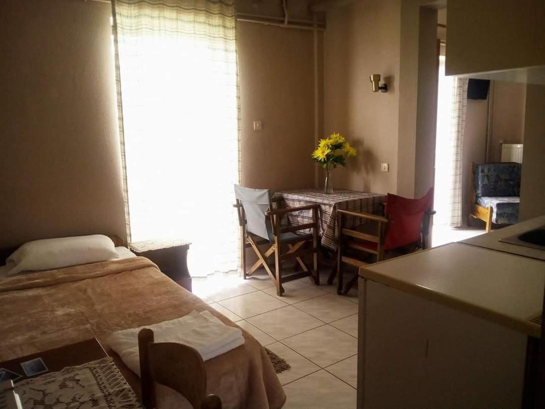 Pansion Vasiliki Apartment Ouranoupoli Ngoại thất bức ảnh